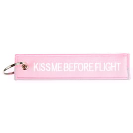 KISS ME BEFORE FLIGHT KEYCHAIN